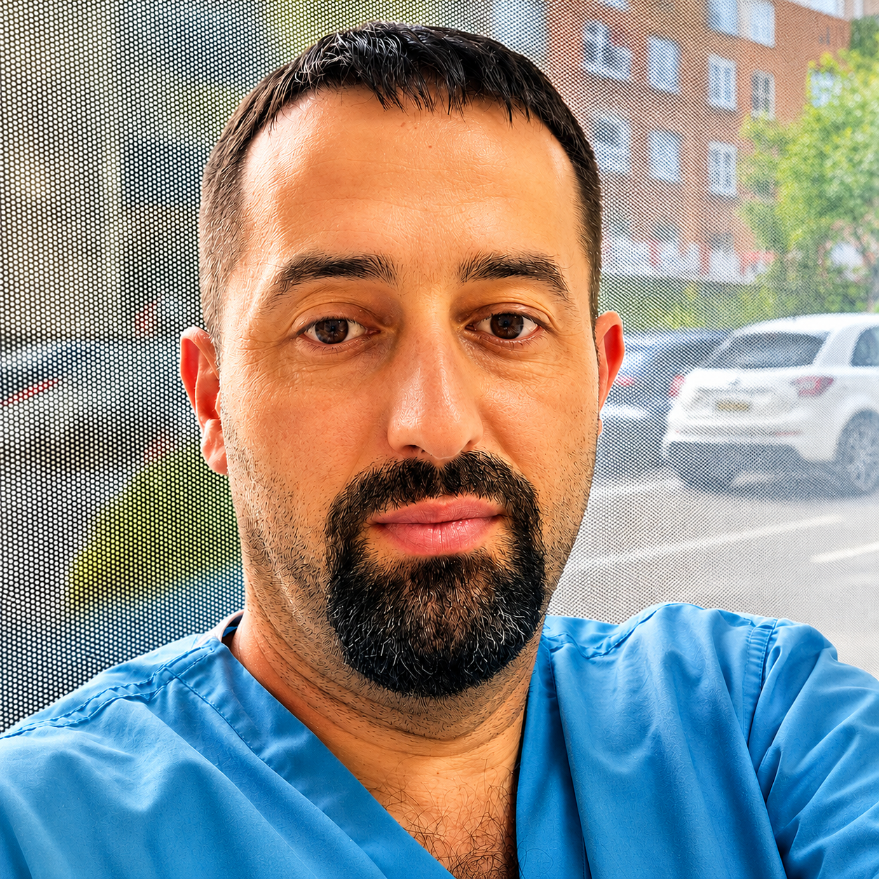 Dr. spec. Agron Hondozi — profil